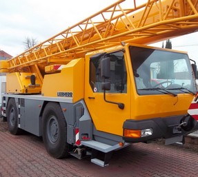 Autojeřáb Liebherr