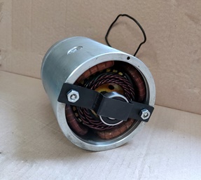 Elektromotor hydraulického čela
