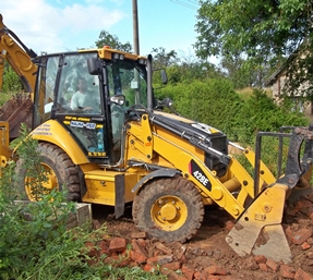 traktorbagr Caterpillar 428 E