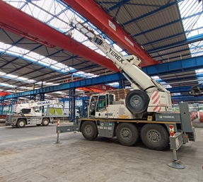 DEMAG AC 75 a DEMAG AC 40